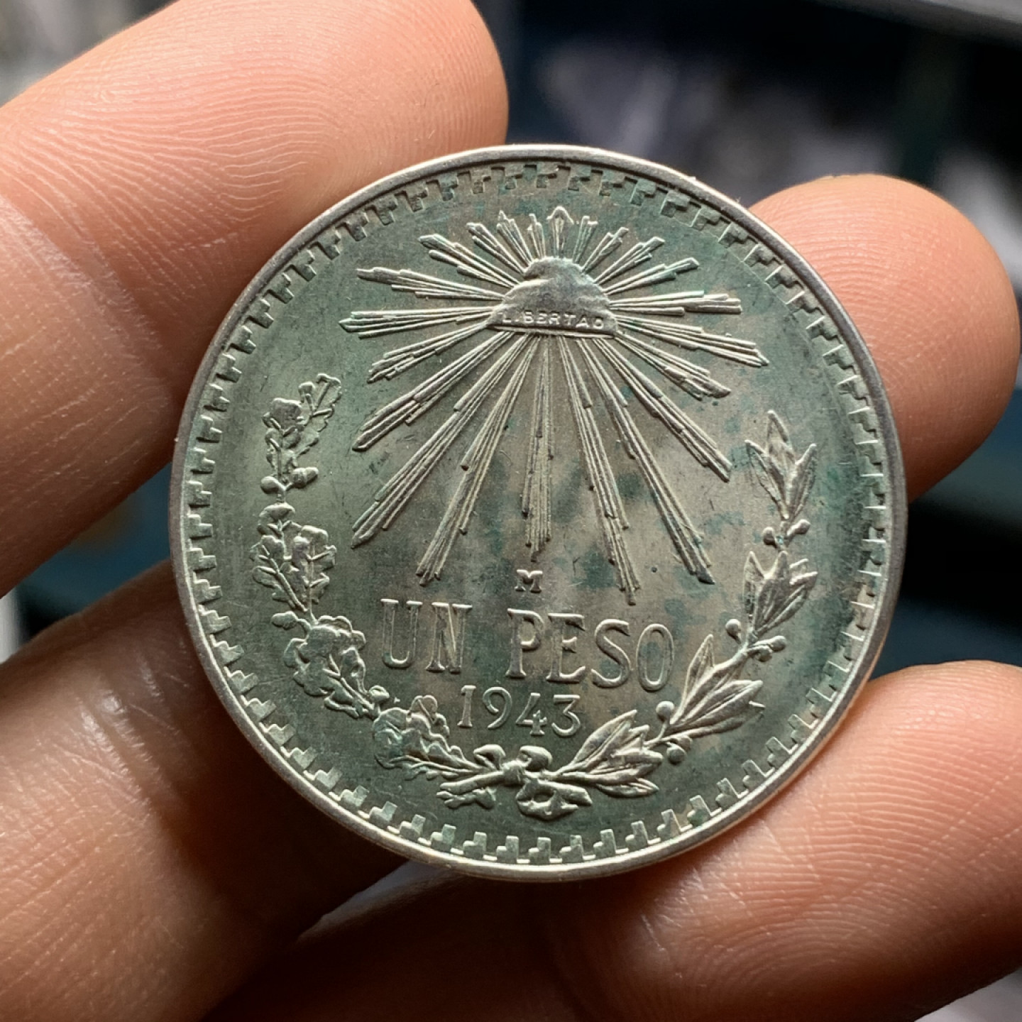 《竞宝斋》钱币微拍-第24场-本周日，周一2场连拍（全场顺丰包邮） 墨西哥 1943年 鹰洋 1比索 银币 原光好品 可以送评