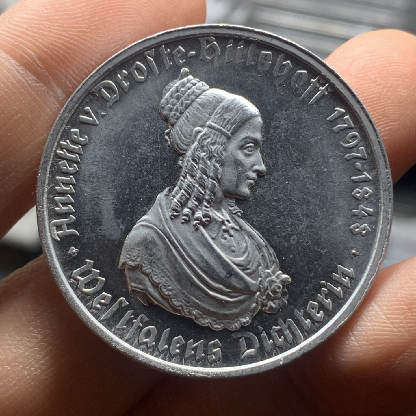 《竞宝斋》钱币微拍-第24场-本周日，周一2场连拍（全场顺丰包邮） 德国魏玛共和国 1923年 100马克 女人像 铝币 MS级别