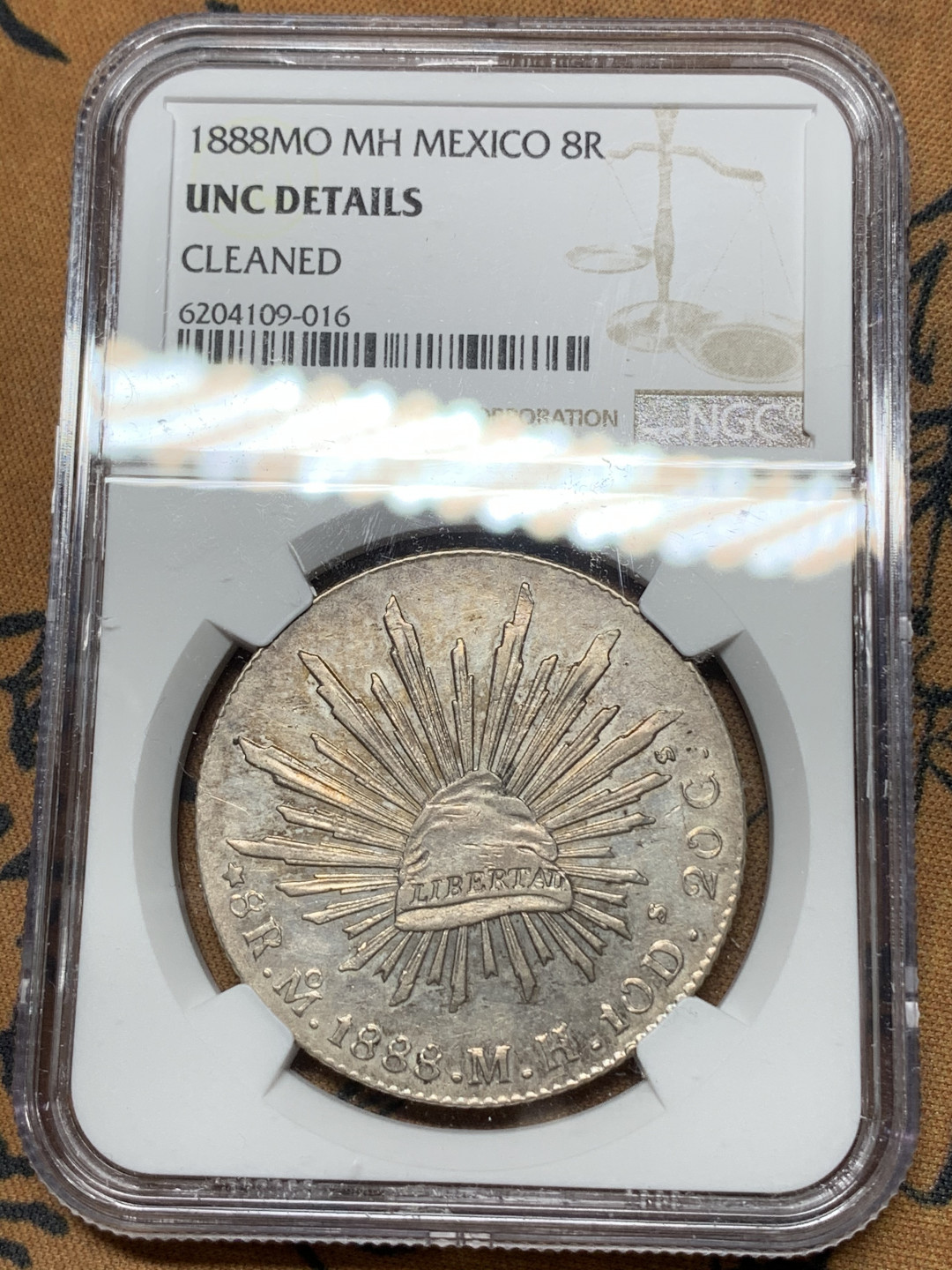 《竞宝斋》钱币微拍-第24场-本周日，周一2场连拍（全场顺丰包邮） NGC-UNCD  1888 墨西哥鹰洋 8 里亚尔 墨西哥城厂  原光淡彩