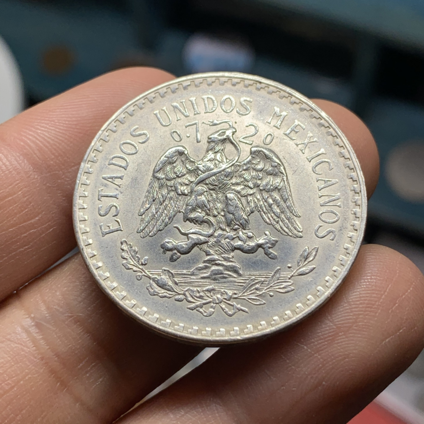 《竞宝斋》钱币微拍-第24场-本周日，周一2场连拍（全场顺丰包邮） 墨西哥 1944年 鹰洋 1比索 银币 原光好品 MS的状态可以送评