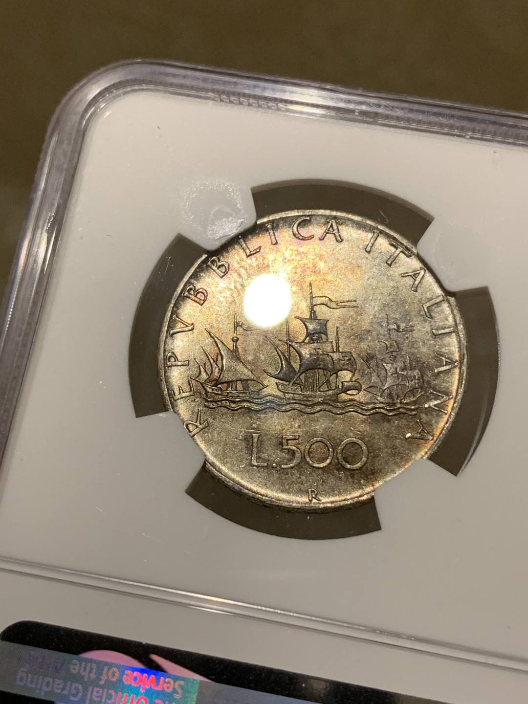 《竞宝斋》钱币微拍-第24场-本周日，周一2场连拍（全场顺丰包邮） NGC-MS65 五彩高分  意大利 1966年 500里拉 帆船女神 银币