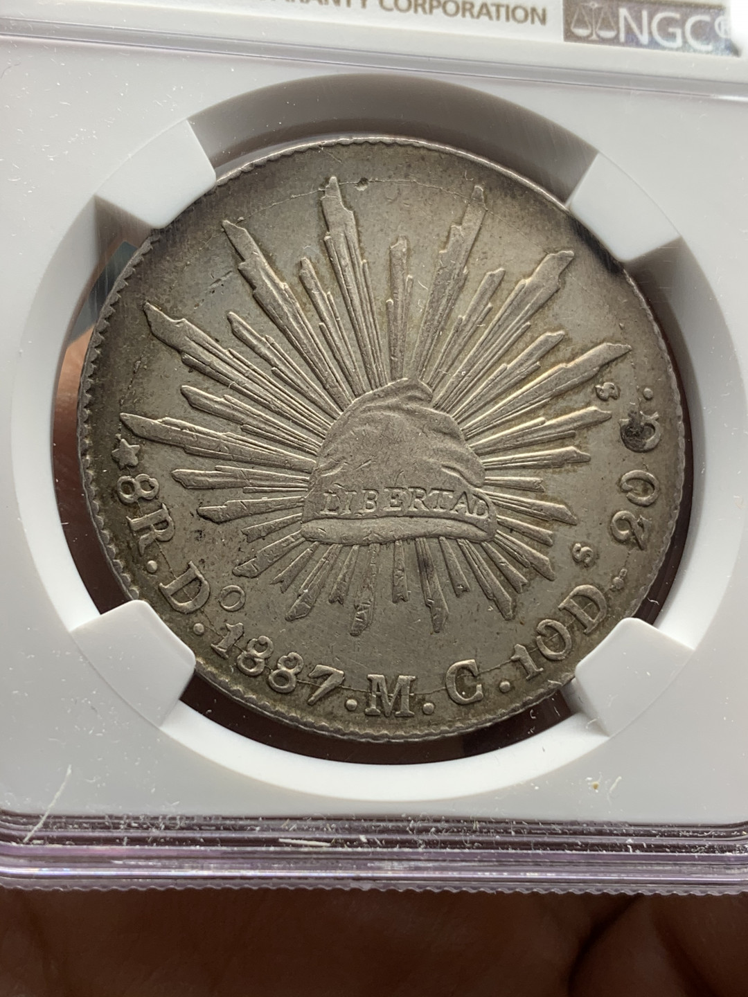 《竞宝斋》钱币微拍-第24场-本周日，周一2场连拍（全场顺丰包邮） NGC-XFD 1887 墨西哥鹰洋 8 里亚尔 杜兰戈厂  原味五彩 