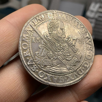 《竞宝斋》钱币微拍-第25场-本周日，周一2场连拍（全场顺丰包邮） - 稀少德国 16世纪萨克森 1573年 阿尔伯特 泰勒 大银币 老包浆 人物细节清晰 深打明显 估计AU55的品