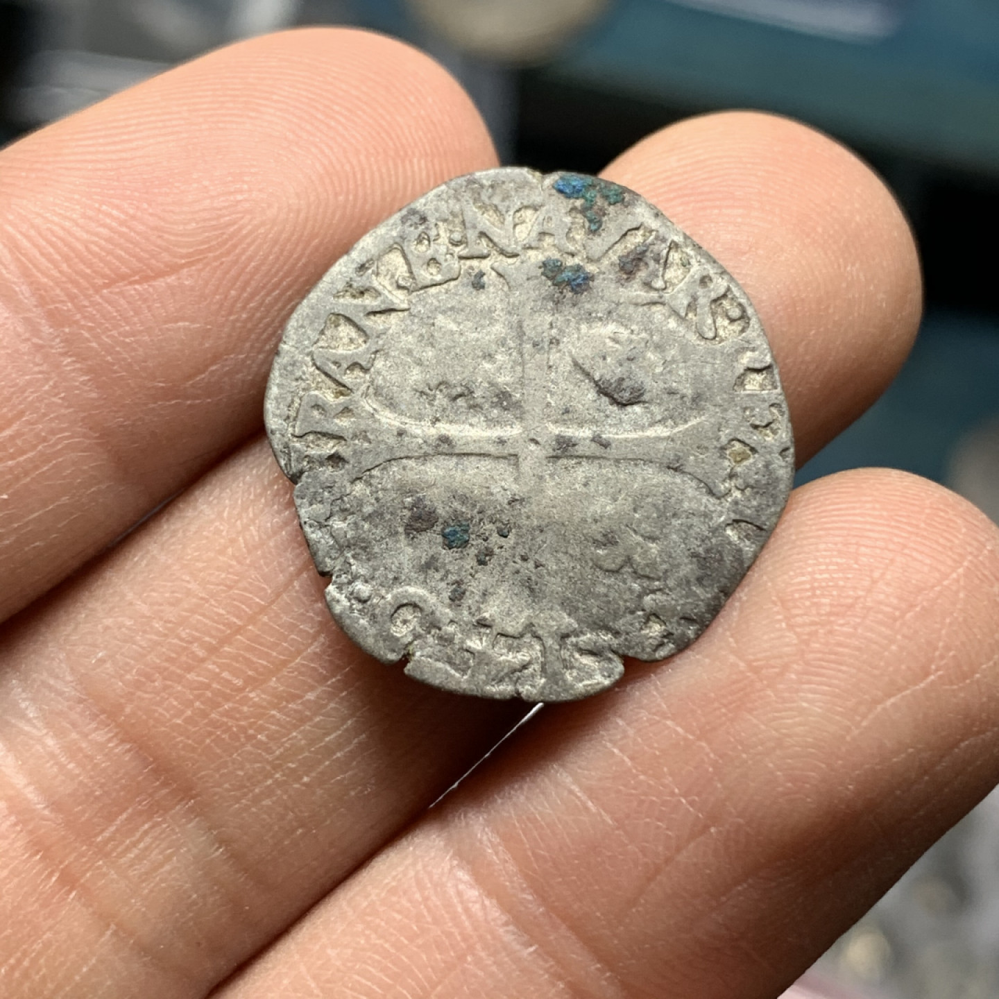 《竞宝斋》钱币微拍-第25场-本周日，周一2场连拍（全场顺丰包邮） 1590年法国打制银币