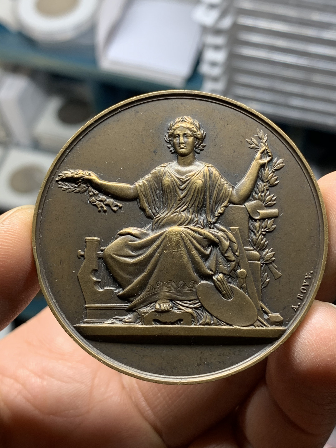 《竞宝斋》钱币微拍-第25场-本周日，周一2场连拍（全场顺丰包邮） 法国女神艺术铜章 直径：51mm  重量：58g  边铭：丰饶角+铜标  