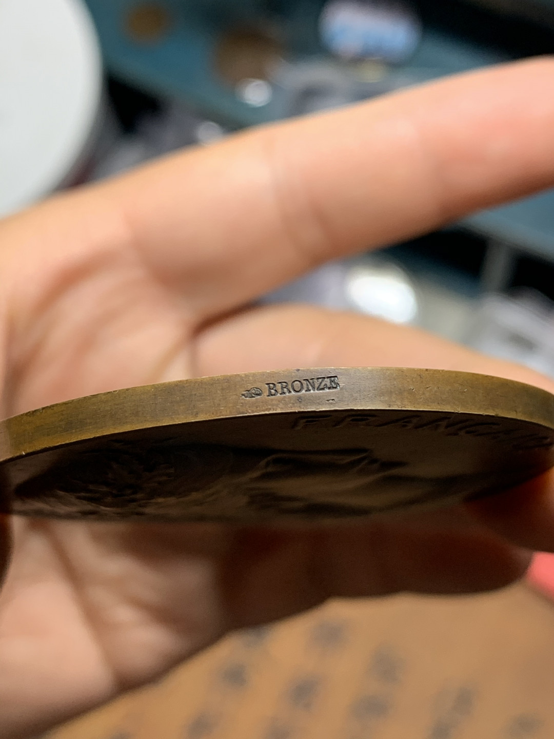 《竞宝斋》钱币微拍-第25场-本周日，周一2场连拍（全场顺丰包邮） 法国铜章玛丽安娜花环 直径：58mm  重量：99g  边铭：丰饶角+铜标 罗蒂作品