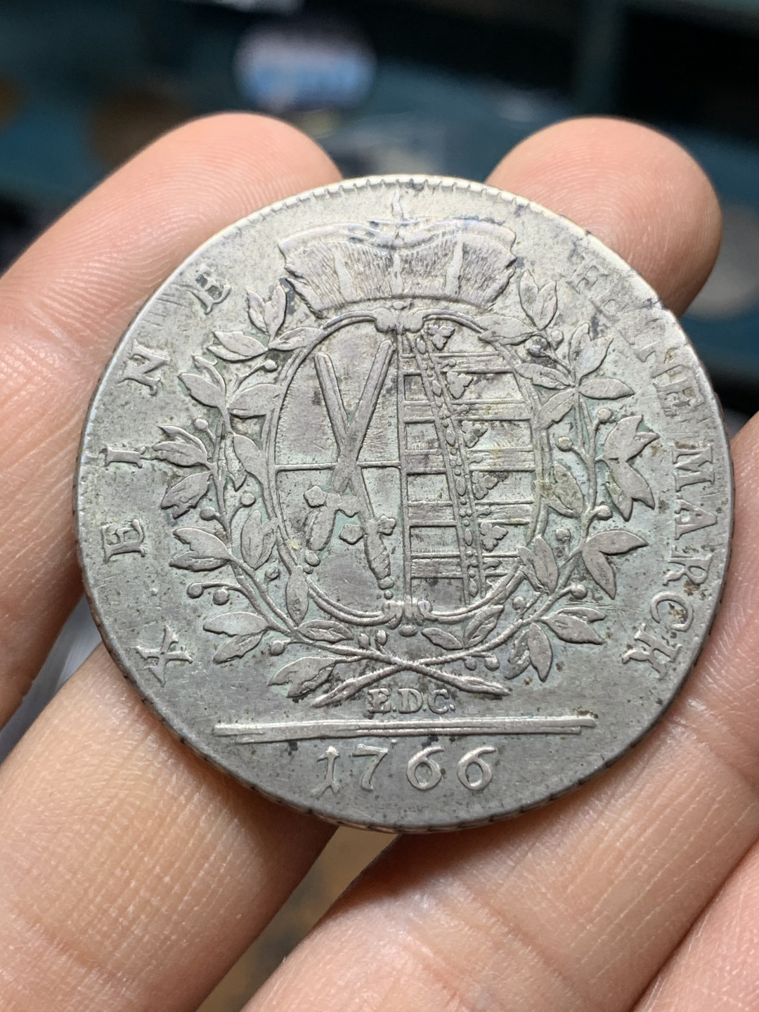 《竞宝斋》钱币微拍-第25场-本周日，周一2场连拍（全场顺丰包邮） 德国 1766年 萨克森 奥古斯都 泰勒 大银币 27.7克 41.6mm