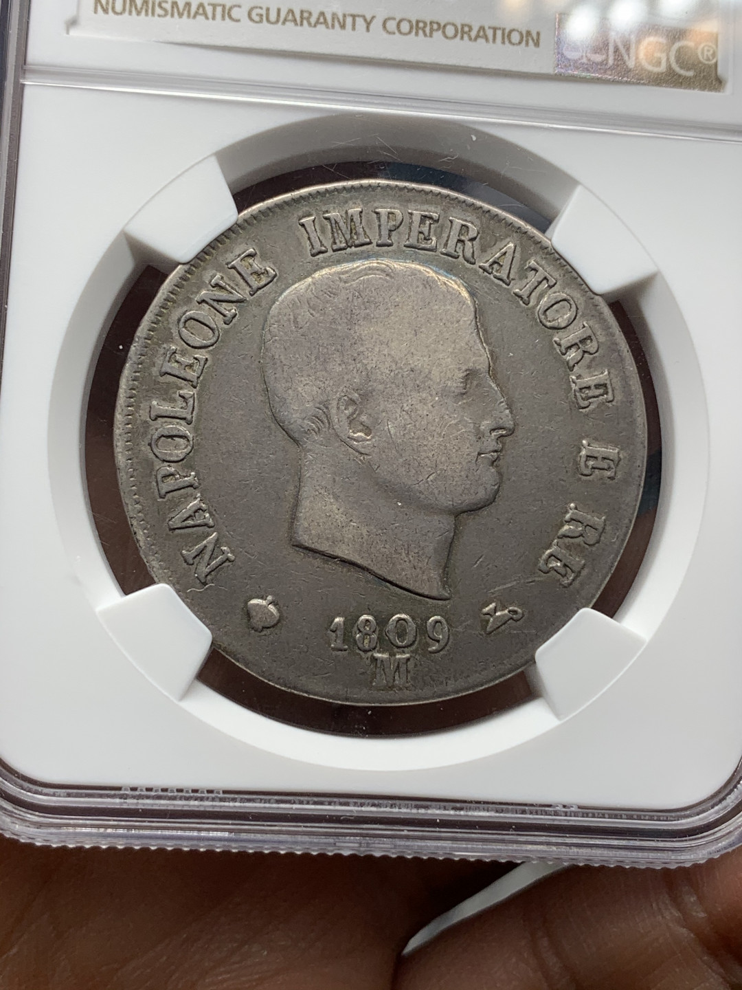 《竞宝斋》钱币微拍-第25场-本周日，周一2场连拍（全场顺丰包邮） NGC VF20 1809年 法占意大利 拿一 M厂 5里拉 大银币 少见品种