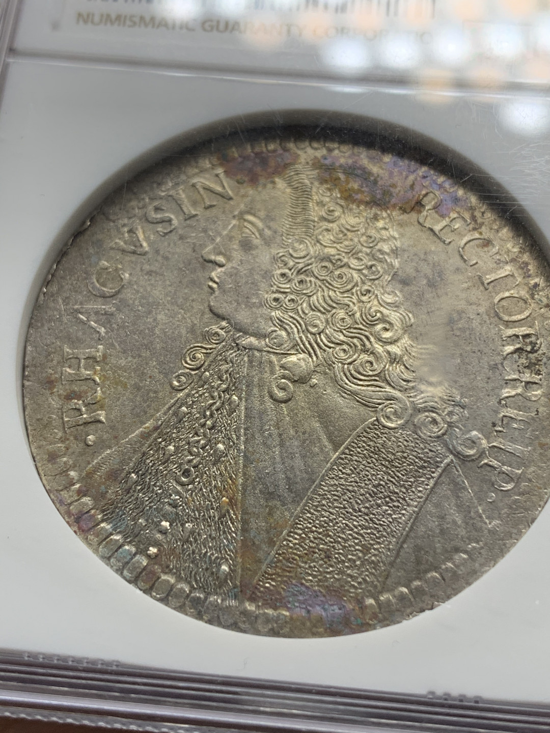 《竞宝斋》钱币微拍-第25场-本周日，周一2场连拍（全场顺丰包邮） NGC-AU58 拉古萨 1762年 1泰勒 银币 所见最佳打制状态 减重痕完美避开中央