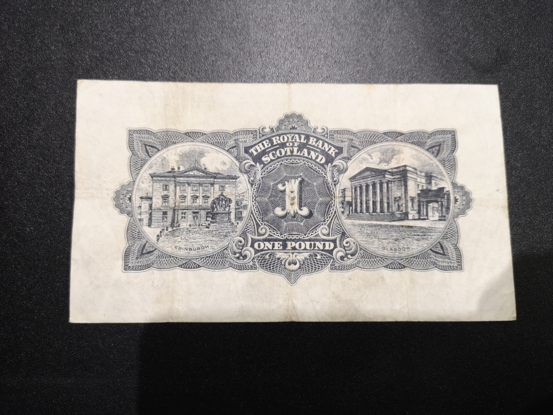 👍2022新年第一拍《外钞收藏家》第一百五十九期拍卖（本期59件） 1956年苏格兰皇家银行1镑 流通品相