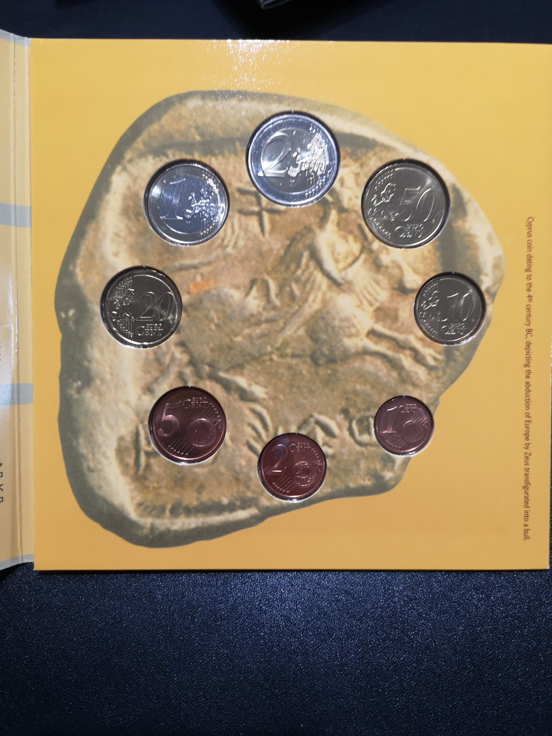 👍2022新年第一拍《外钞收藏家》第一百五十九期拍卖（本期59件） 2008年塞浦路斯 硬币全套 官方包装套币