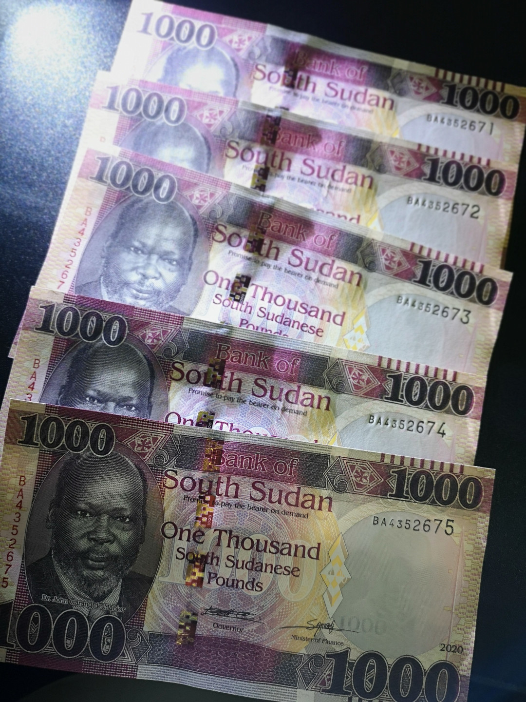 👍2022新年第一拍《外钞收藏家》第一百五十九期拍卖（本期59件） 2020年南苏丹1000 五连号号 全新UNC