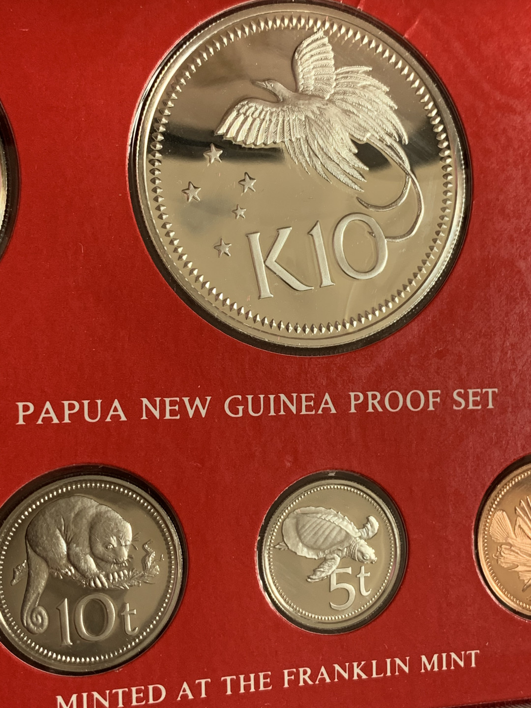 《竞宝斋》钱币微拍-第26场 元旦特刊（全场顺丰包邮） 原盒证书 巴布亚新几内亚1976年 8枚套精制币 5和10元面值是银币 富兰克林造币厂