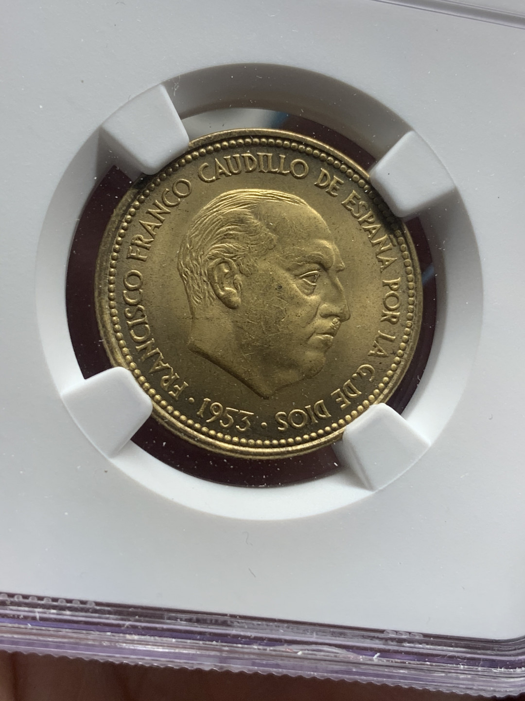 《竞宝斋》钱币微拍-第26场 元旦特刊（全场顺丰包邮） 亚军 NGC-MS65 西班牙 1953年 佛朗哥 2.5比塞塔 铜币 稀少面值一共就发现了两个年份顶级品相