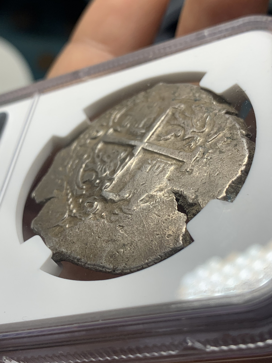 《竞宝斋》钱币微拍-第26场 元旦特刊（全场顺丰包邮） 唯一冠军 NGC-AU53 西属玻利维亚 1693-VR 卡洛斯二世 8R 手打币 年份厂名清晰打制深俊 一步到位品相