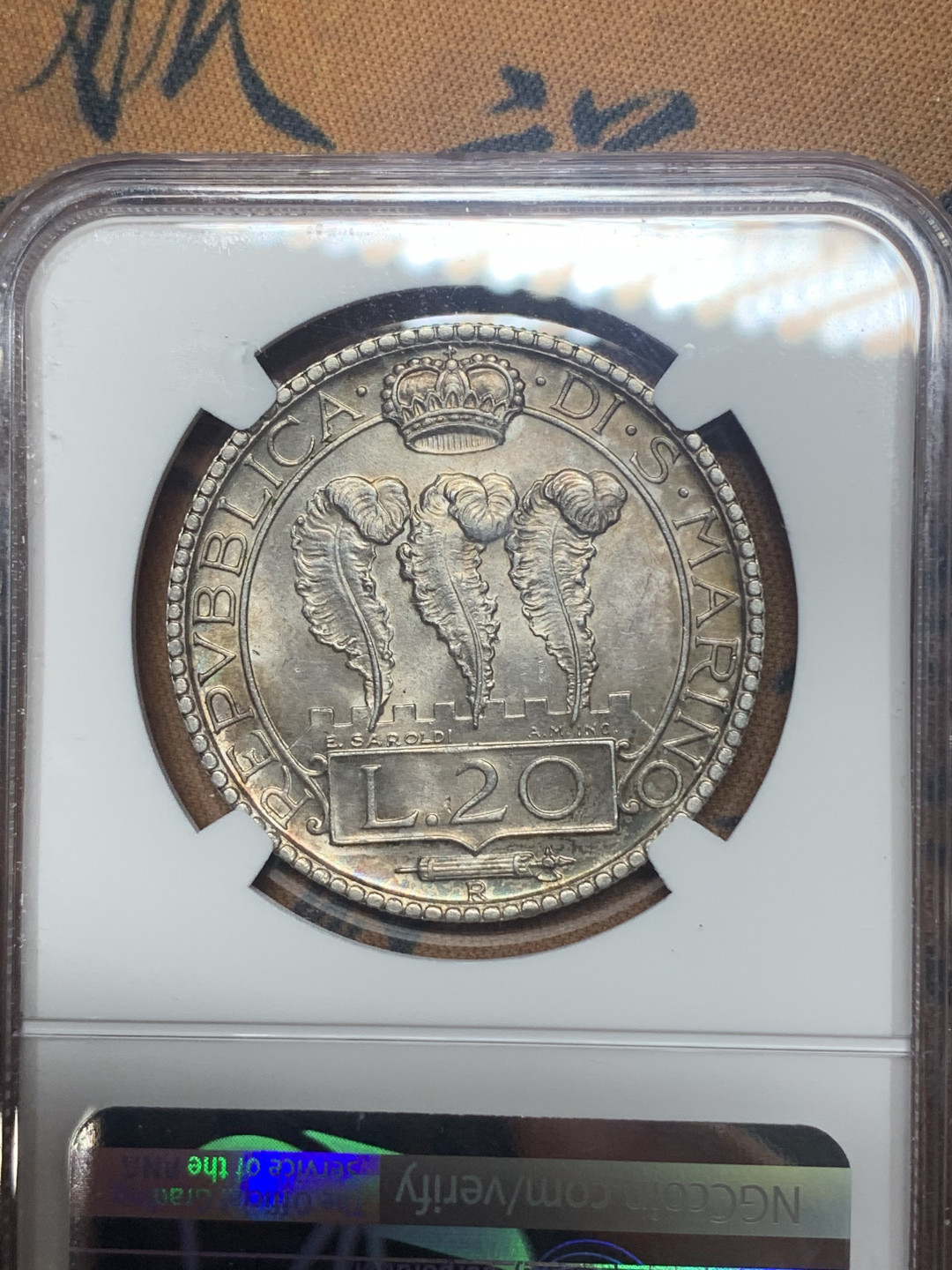 《竞宝斋》钱币微拍-第26场 元旦特刊（全场顺丰包邮） NGC-MS63 圣马力诺 1932-R年 20里拉 大银币 原光带金彩 一流的状态