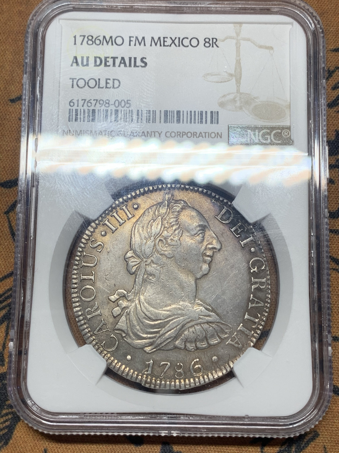 《竞宝斋》钱币微拍-第26场 元旦特刊（全场顺丰包邮） 1786年西属墨西哥卡洛斯三世双柱8R，NGC评级AUD 无戳好品