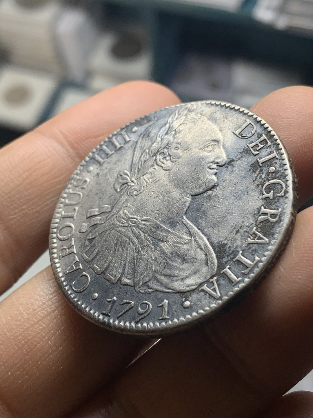 《竞宝斋》钱币微拍-第26场 元旦特刊（全场顺丰包邮）  1791 年 墨西哥 卡四 双柱 8R 大银币 味道不错，细节见图 26.6克 38.3mm直径