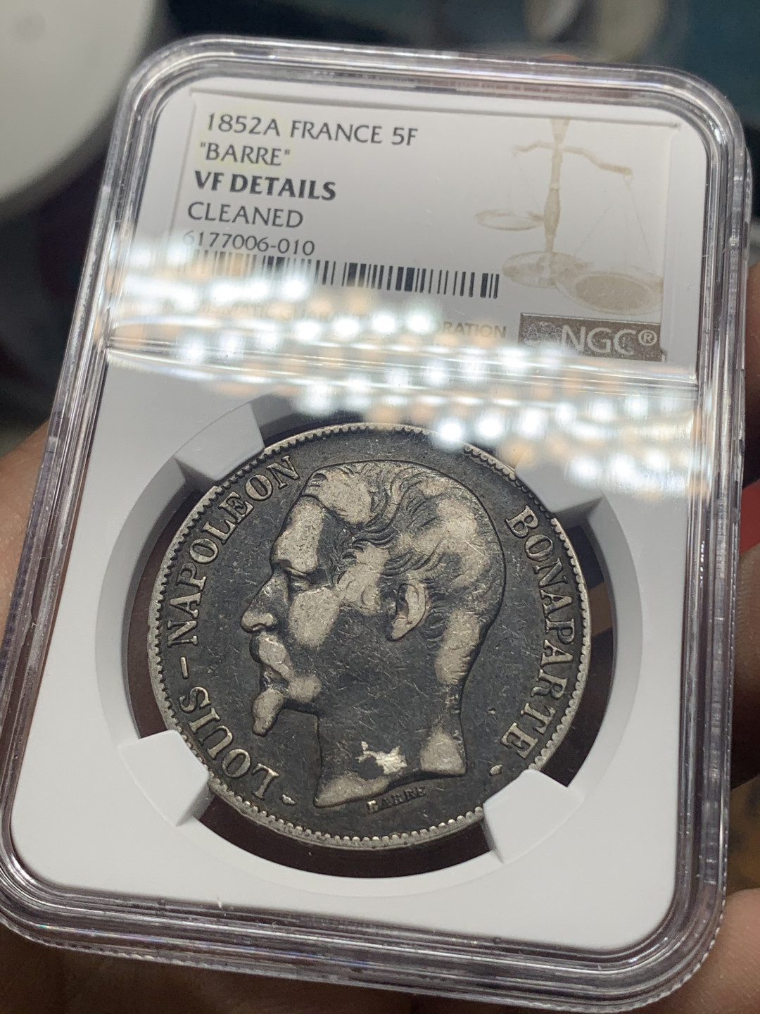 《竞宝斋》钱币微拍-第26场 元旦特刊（全场顺丰包邮） NGC-VF 法国 1852-A年 拿破仑光头版 5法郎 大银币 黑白阴阳包浆