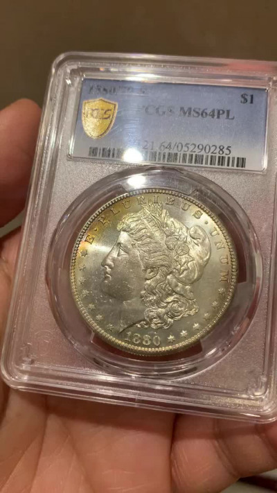 《竞宝斋》钱币微拍-第26场 元旦特刊（全场顺丰包邮） 稀少骑字版 PCGS MS64PL 1880/79 S版 摩根银元 双面月牙彩，非常漂亮 PL难得