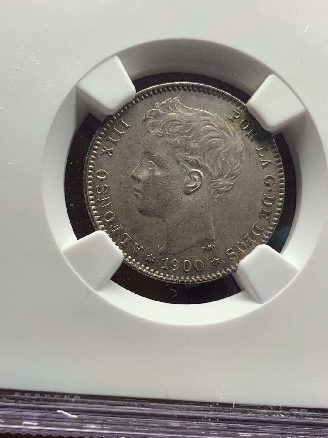 《竞宝斋》钱币微拍-第26场 元旦特刊（全场顺丰包邮） NGC-UNC 西班牙 1900年 阿方索十三世 1比塞塔 银币 没给分可惜了