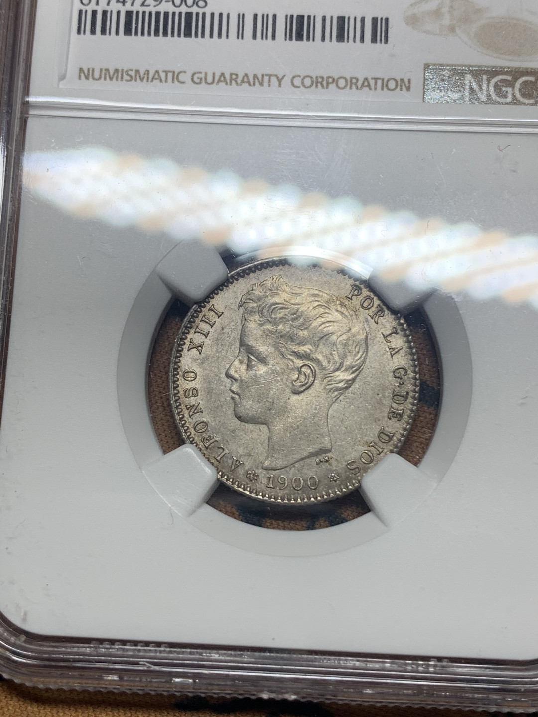 《竞宝斋》钱币微拍-第26场 元旦特刊（全场顺丰包邮） NGC-UNC 西班牙 1900年 阿方索十三世 1比塞塔 银币 没给分可惜了