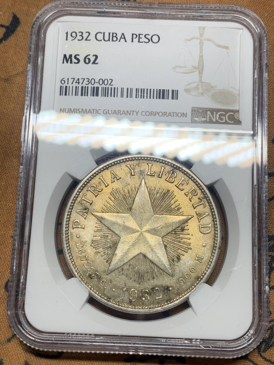 《竞宝斋》钱币微拍-第26场 元旦特刊（全场顺丰包邮） NGC-MS62 古巴 1932年 大五星 1比索 原光好品 难得