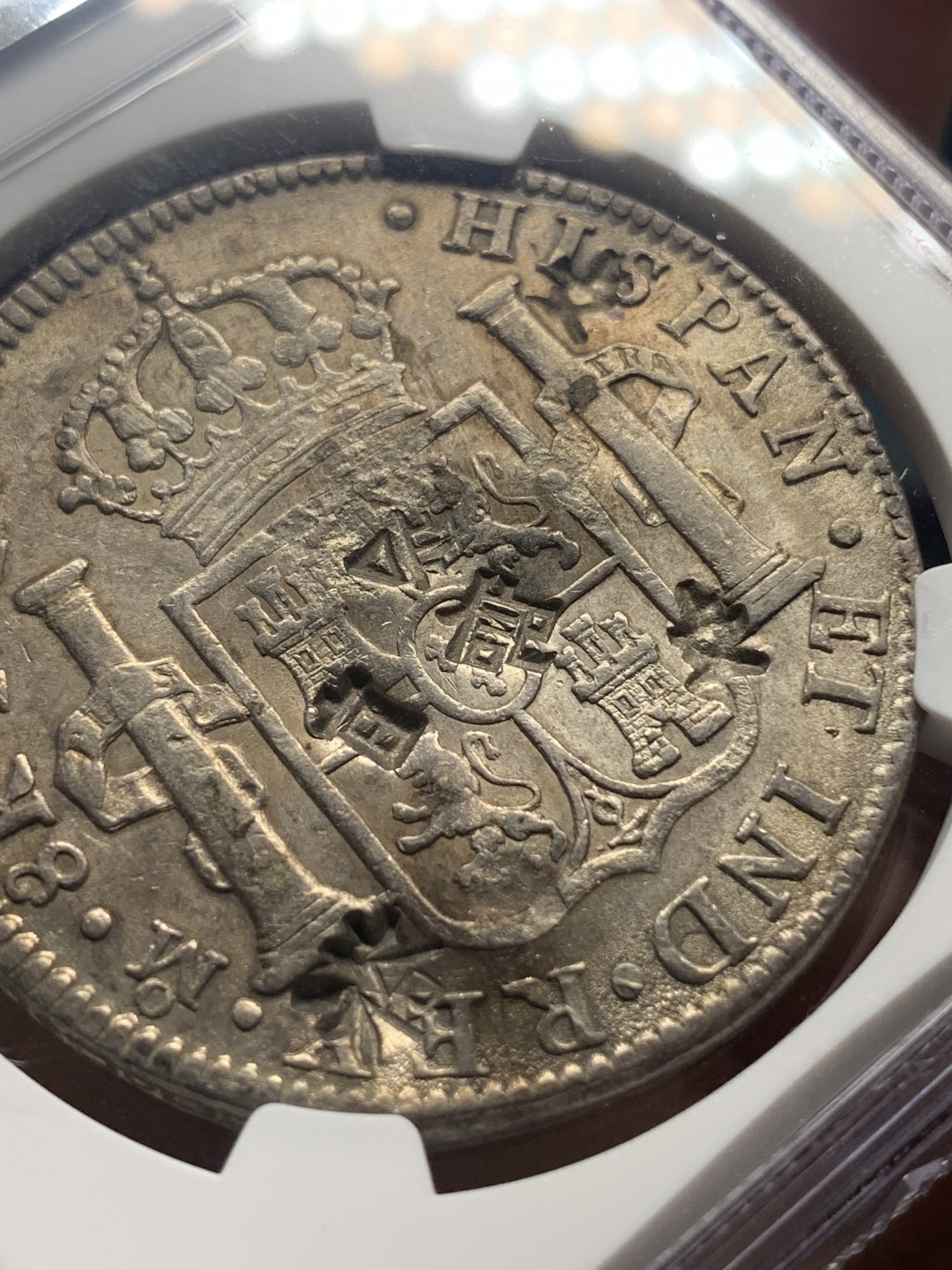 《竞宝斋》钱币微拍-第26场 元旦特刊（全场顺丰包邮） NGC 评级 1801 年 墨西哥 卡四 双柱 8R 大银币 味道不错，有戳，品见图