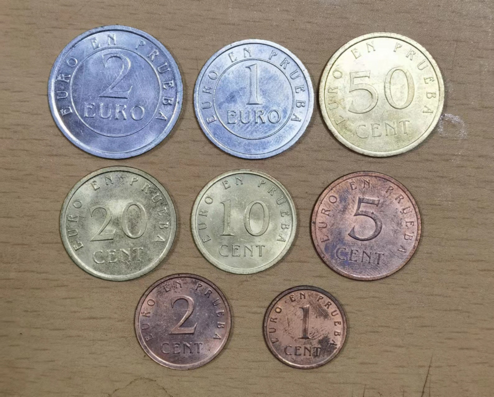 北京马甸外国钱币专卖店微拍第六十七期，非贵金属外国纪念币，流通币专场，陆续上新欢迎关注 西班牙造币厂铸造欧元样币8枚／套