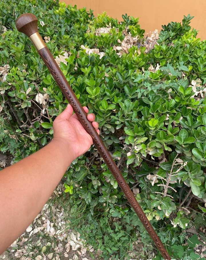 鸡翅木圆头拐棍