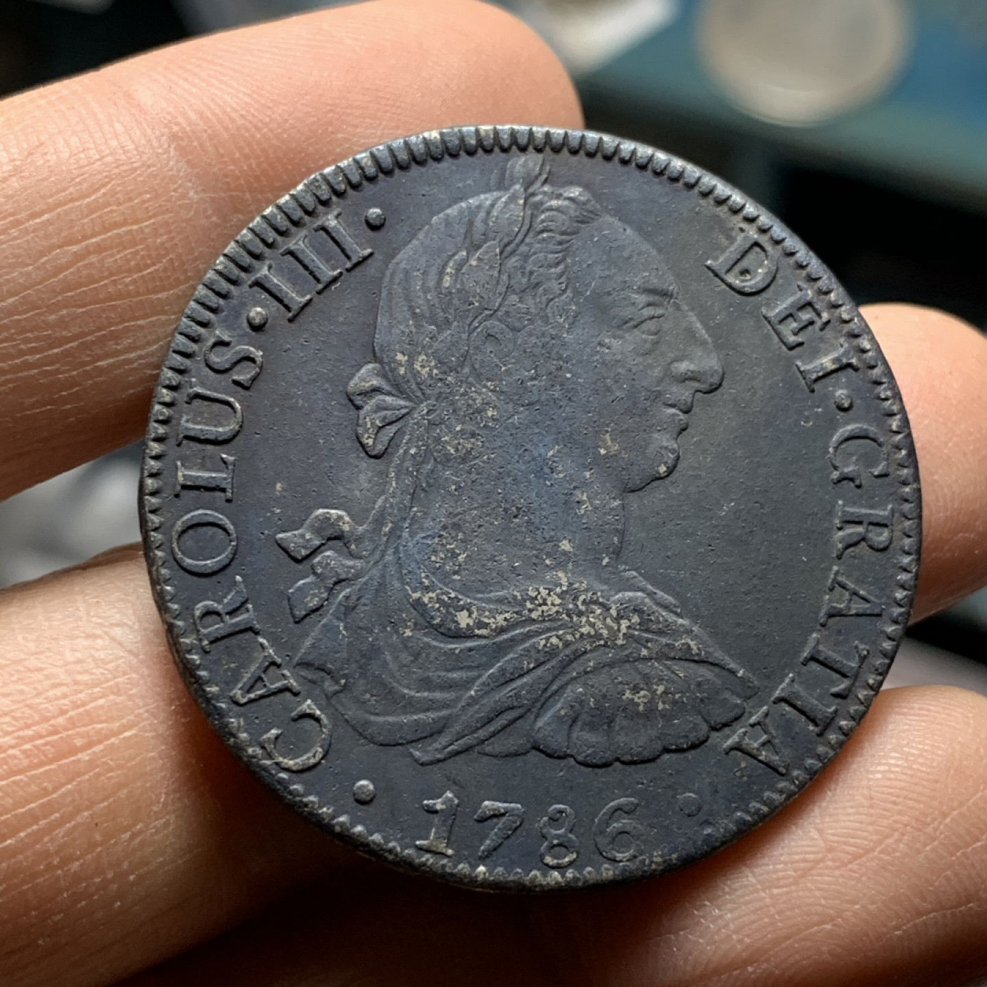 《竞宝斋》第27场-本周日，周一2场连拍（全场顺丰包邮） 西属 墨西哥1786年 卡三 8R 双柱大银币 38.8mm 26.8克  细节见图