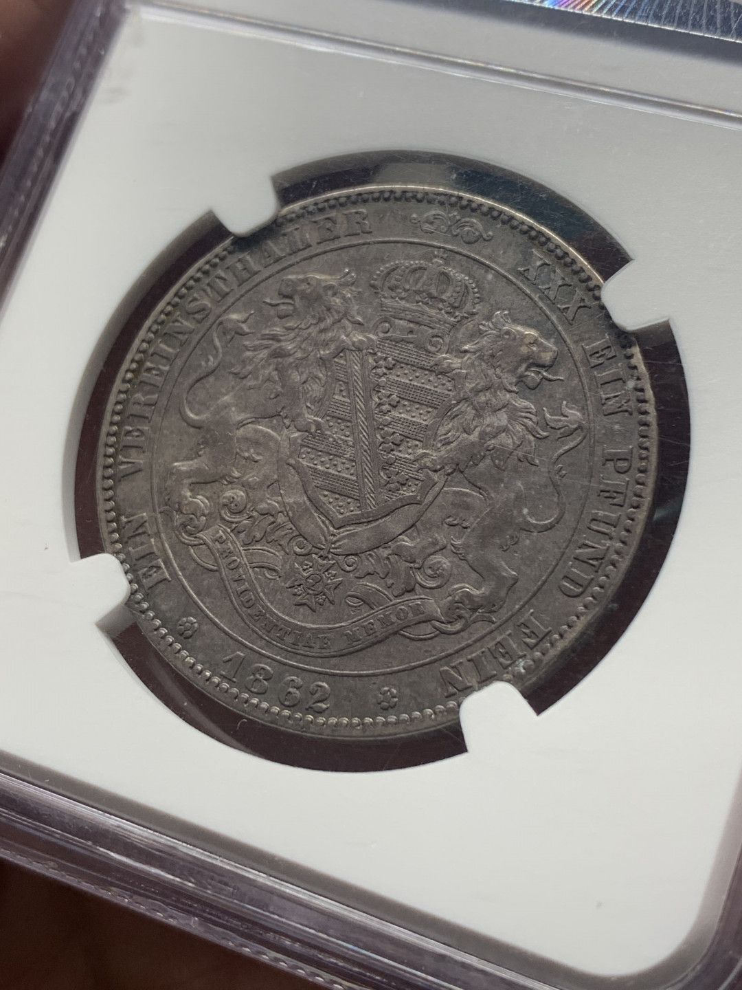 《竞宝斋》第27场-本周日，周一2场连拍（全场顺丰包邮） NGC AU德国萨克森1862年1泰勒 银币