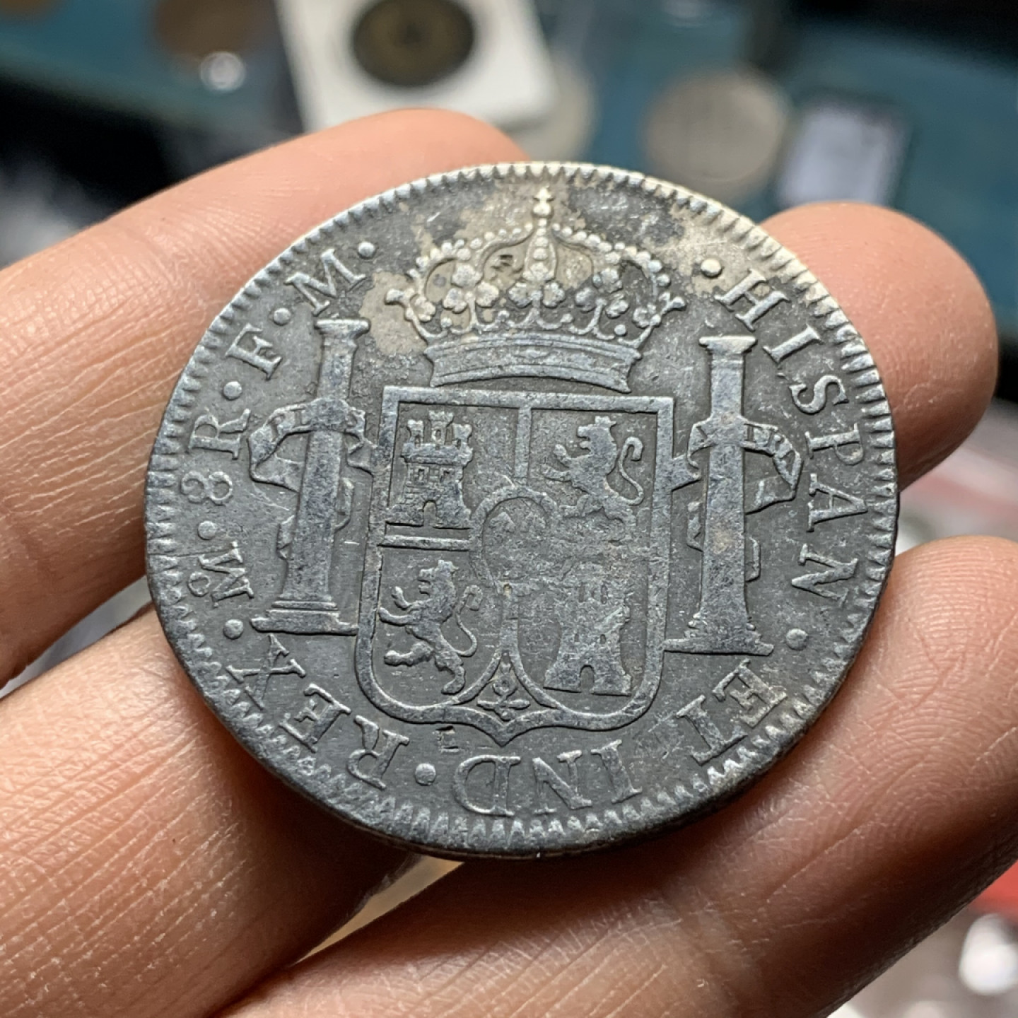 《竞宝斋》第27场-本周日，周一2场连拍（全场顺丰包邮） 西属 墨西哥1792年 卡四 8R 双柱大银币 39mm 26.3克 细节见图