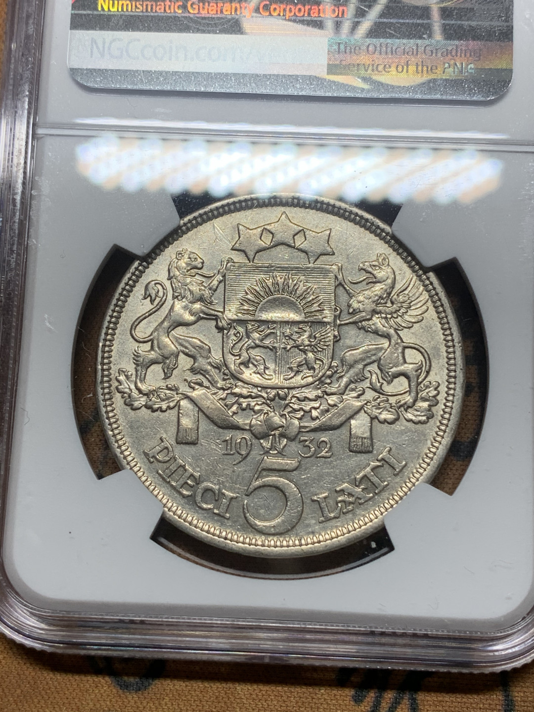 《竞宝斋》第27场-本周日，周一2场连拍（全场顺丰包邮） NGC-AU 拉脱维亚 1932年 5L 谷神美女 银币