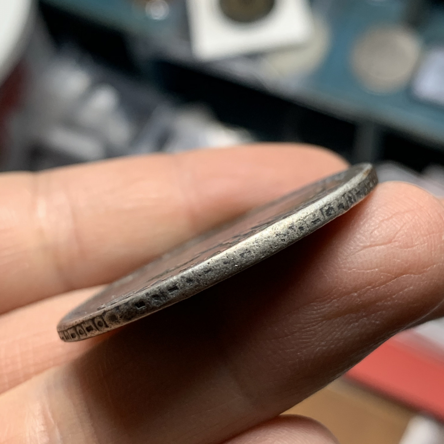 《竞宝斋》第27场-本周日，周一2场连拍（全场顺丰包邮） 西属 墨西哥1797年 卡四 8R 双柱大银币 39.4mm 26.4克 细节见图