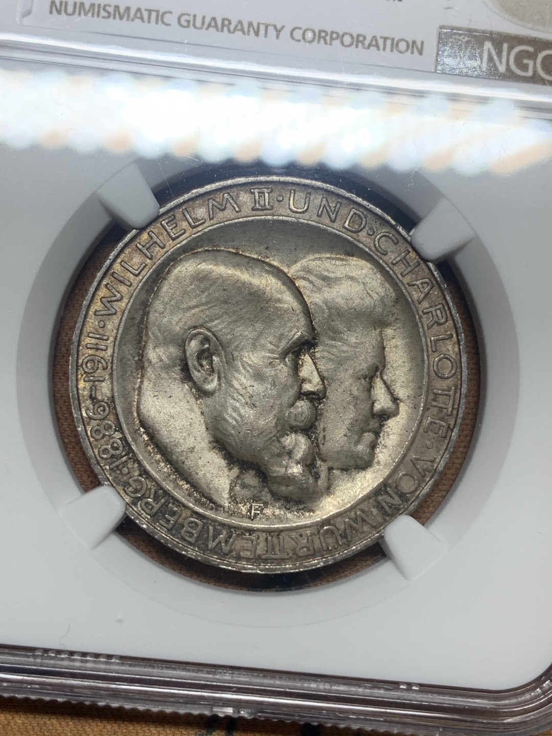 《竞宝斋》第27场-本周日，周一2场连拍（全场顺丰包邮） NGC MS62 德国1911年金婚纪念3马克银币