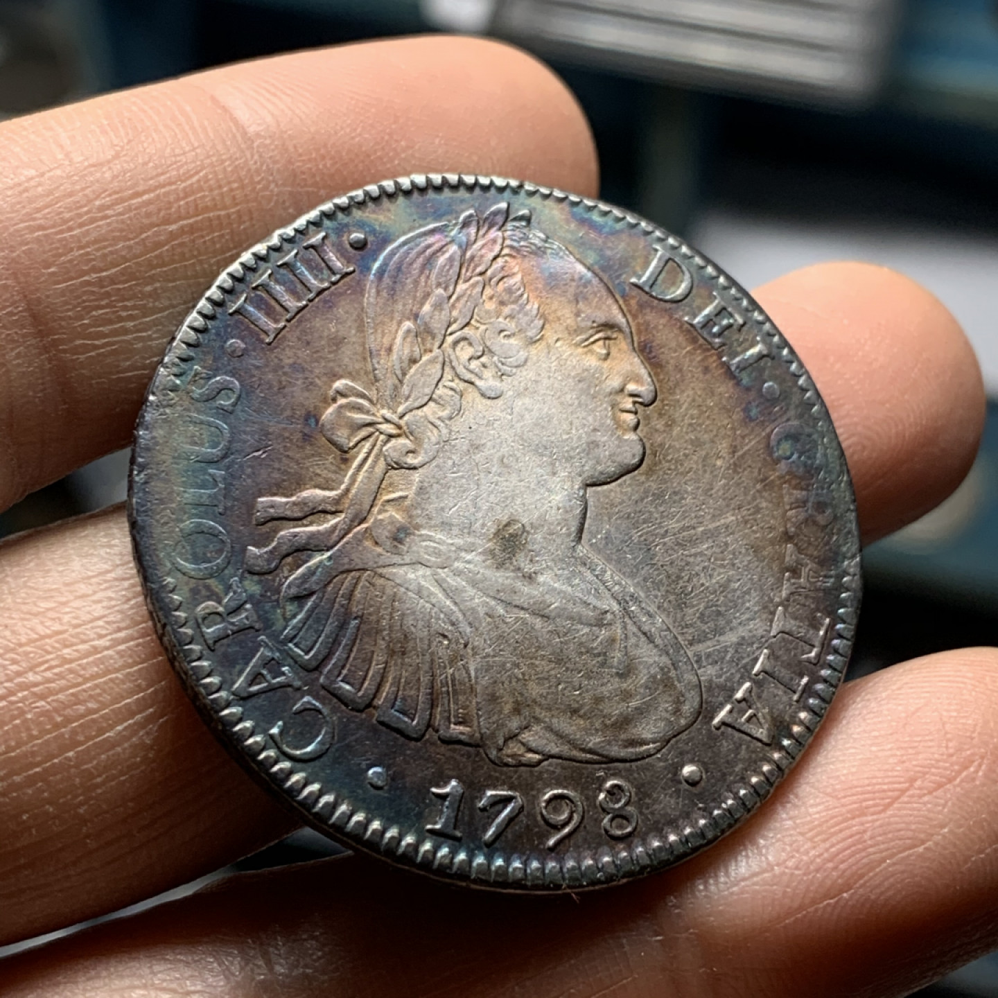 《竞宝斋》第27场-本周日，周一2场连拍（全场顺丰包邮） 1798年 墨西哥卡四 双柱 8R  大银币  彩色包浆