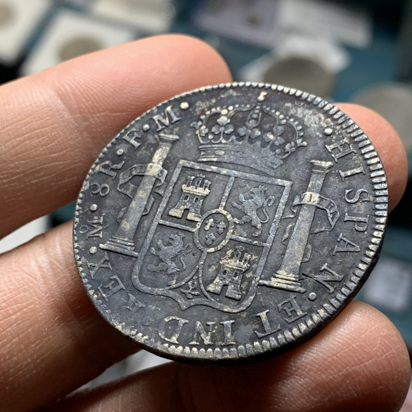 《竞宝斋》第27场-本周日，周一2场连拍（全场顺丰包邮） 西属 墨西哥1786年 卡三 8R 双柱大银币 38.8mm 26.8克  细节见图