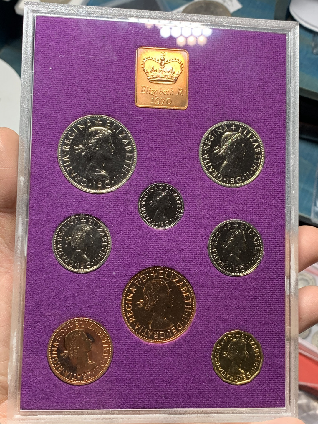 《竞宝斋》第27场-本周日，周一2场连拍（全场顺丰包邮） 英国 1970年 皇家铸币厂套币 十进制改革 伊丽莎白二世青年头像版 共9枚 带原封装与包装