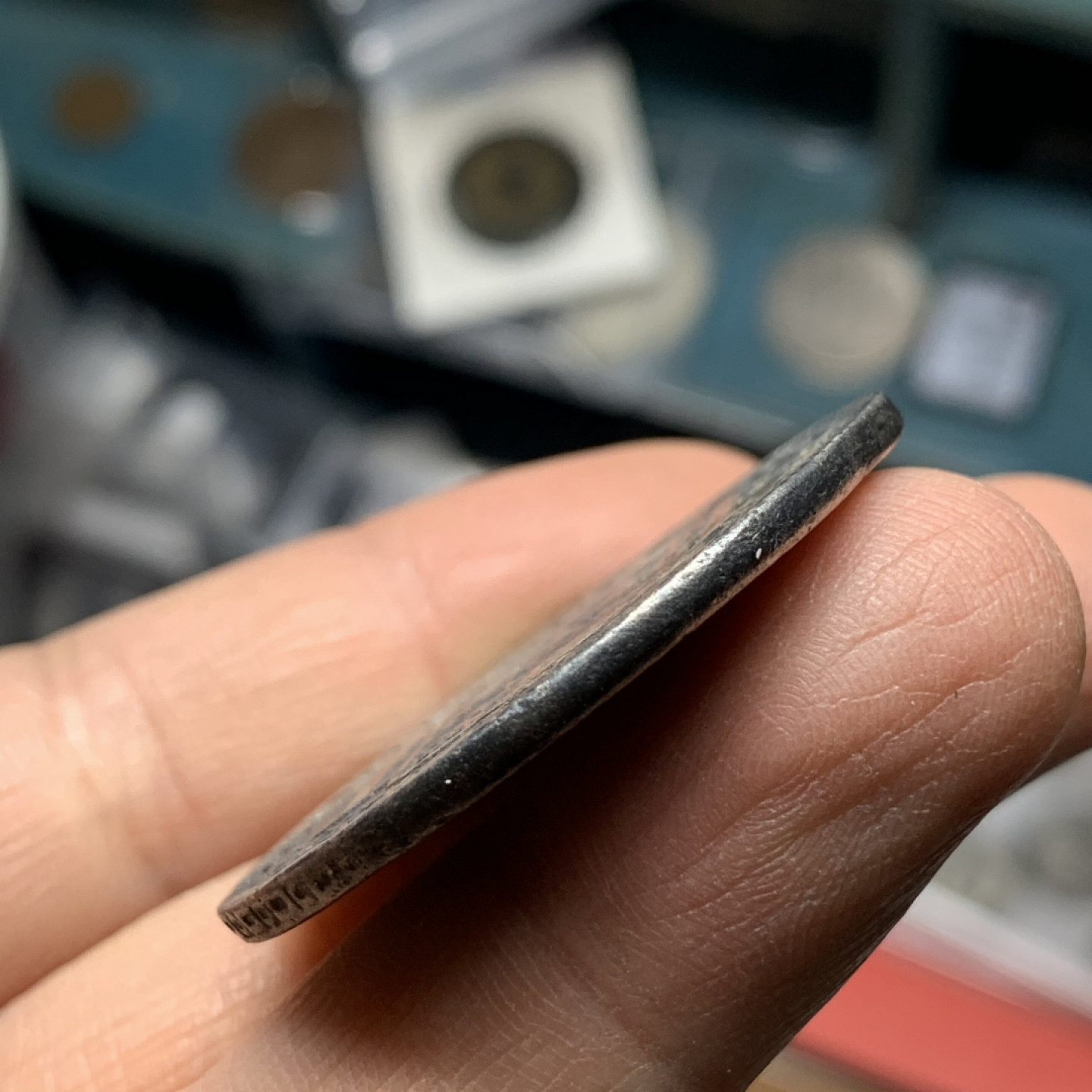 《竞宝斋》第27场-本周日，周一2场连拍（全场顺丰包邮） 西属 墨西哥1794年 卡四 8R 双柱大银币 39.4mm 26克  细节见图