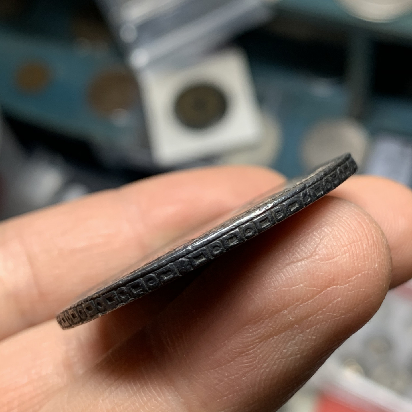 《竞宝斋》第27场-本周日，周一2场连拍（全场顺丰包邮） 1798年 墨西哥卡四 双柱 8R  大银币  彩色包浆