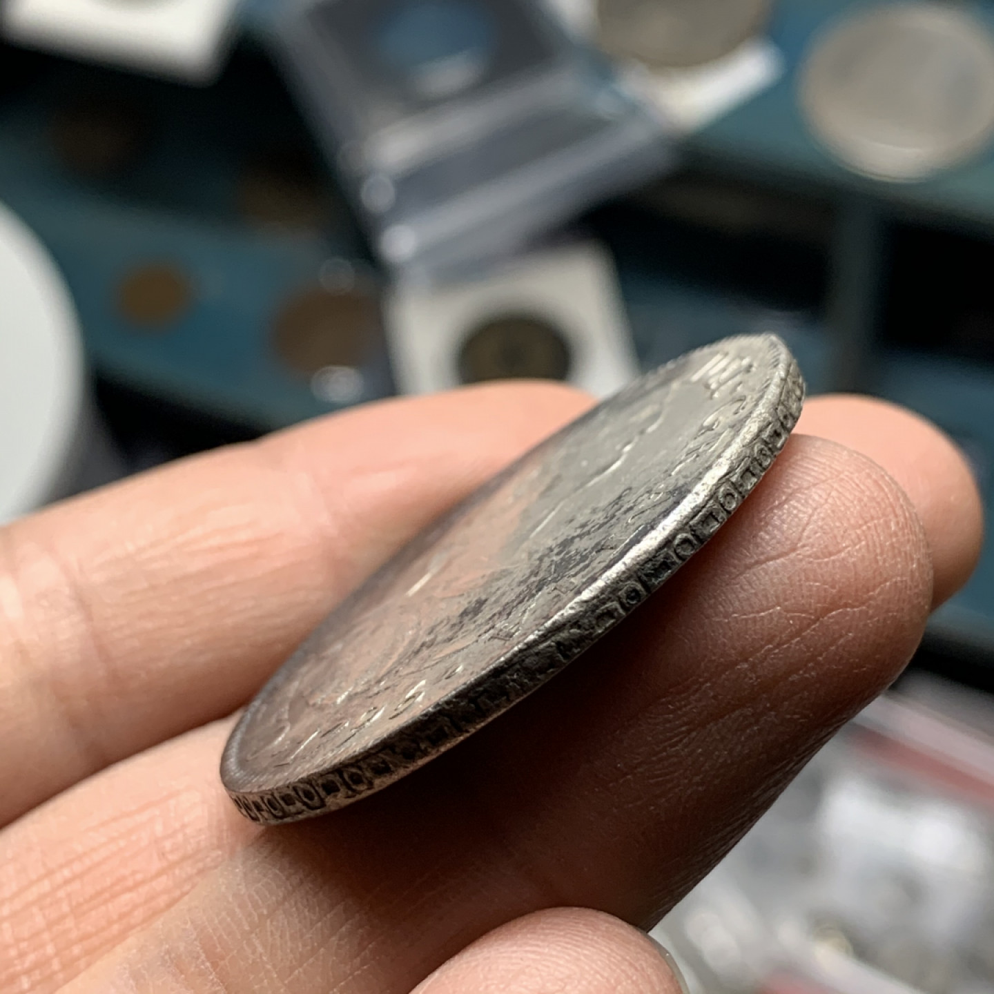 《竞宝斋》第27场-本周日，周一2场连拍（全场顺丰包邮） 西属 墨西哥1795年 卡四 8R 双柱大银币39.2mm 26.6克 细节见图