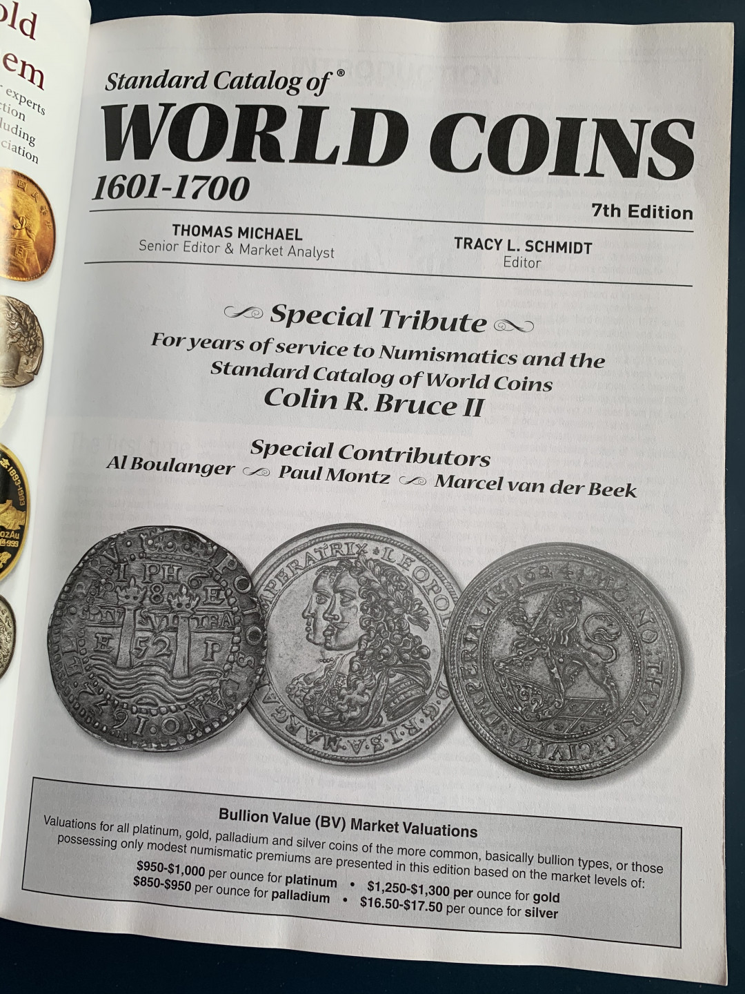 《竞宝斋》第28场-本周日，周一2场连拍（全场顺丰包邮） 难得 克劳斯目录 最新第七版 1601-1700年 涵盖世界24000枚钱币，杂志大小印刷非常清晰，厚达1632页！目录重约3公斤
