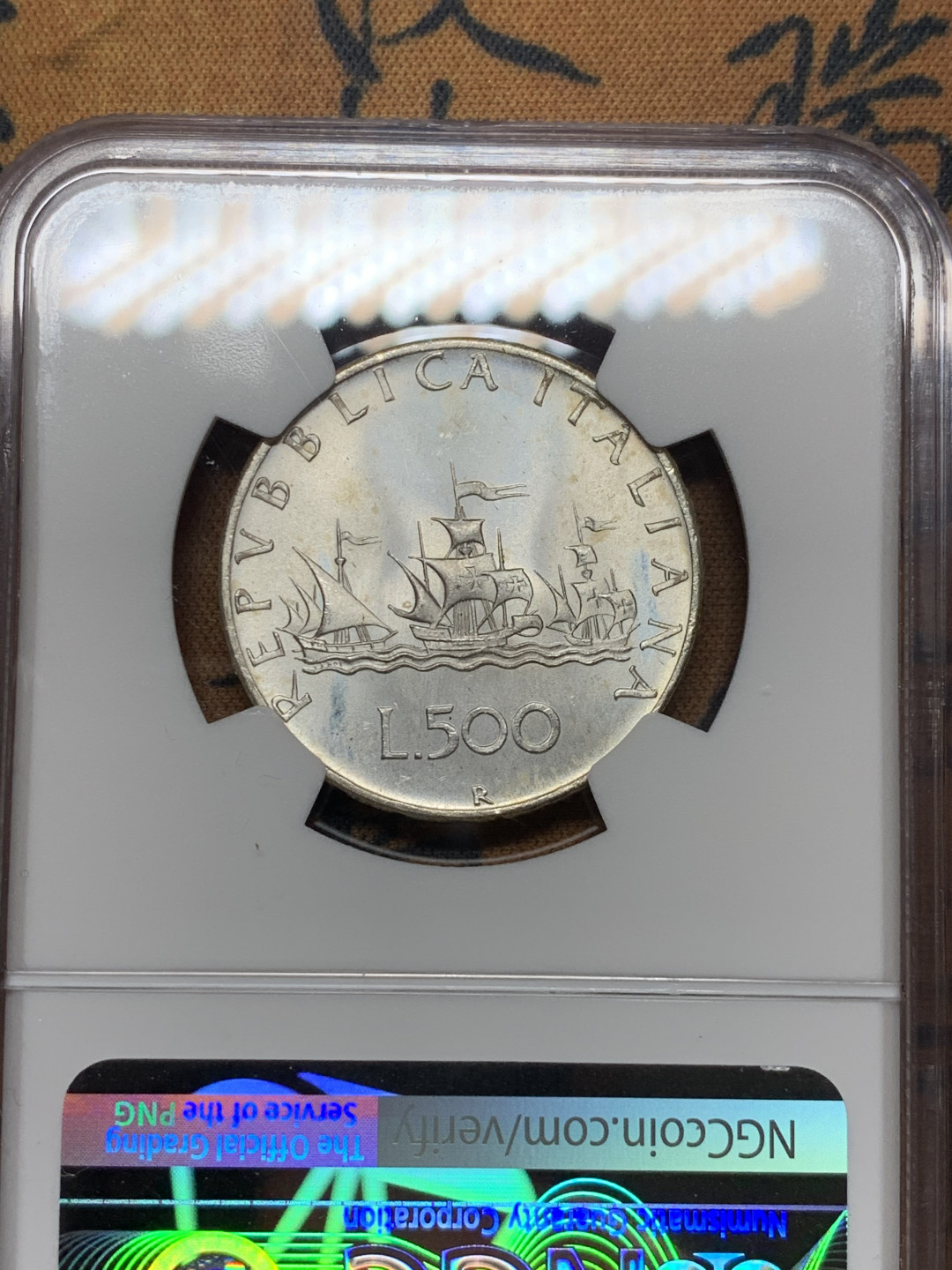《竞宝斋》第28场-本周日，周一2场连拍（全场顺丰包邮） NGC MS66 亚军分 意大利 1966年 500里拉 帆船 银币 好品不少，高分凤毛麟角