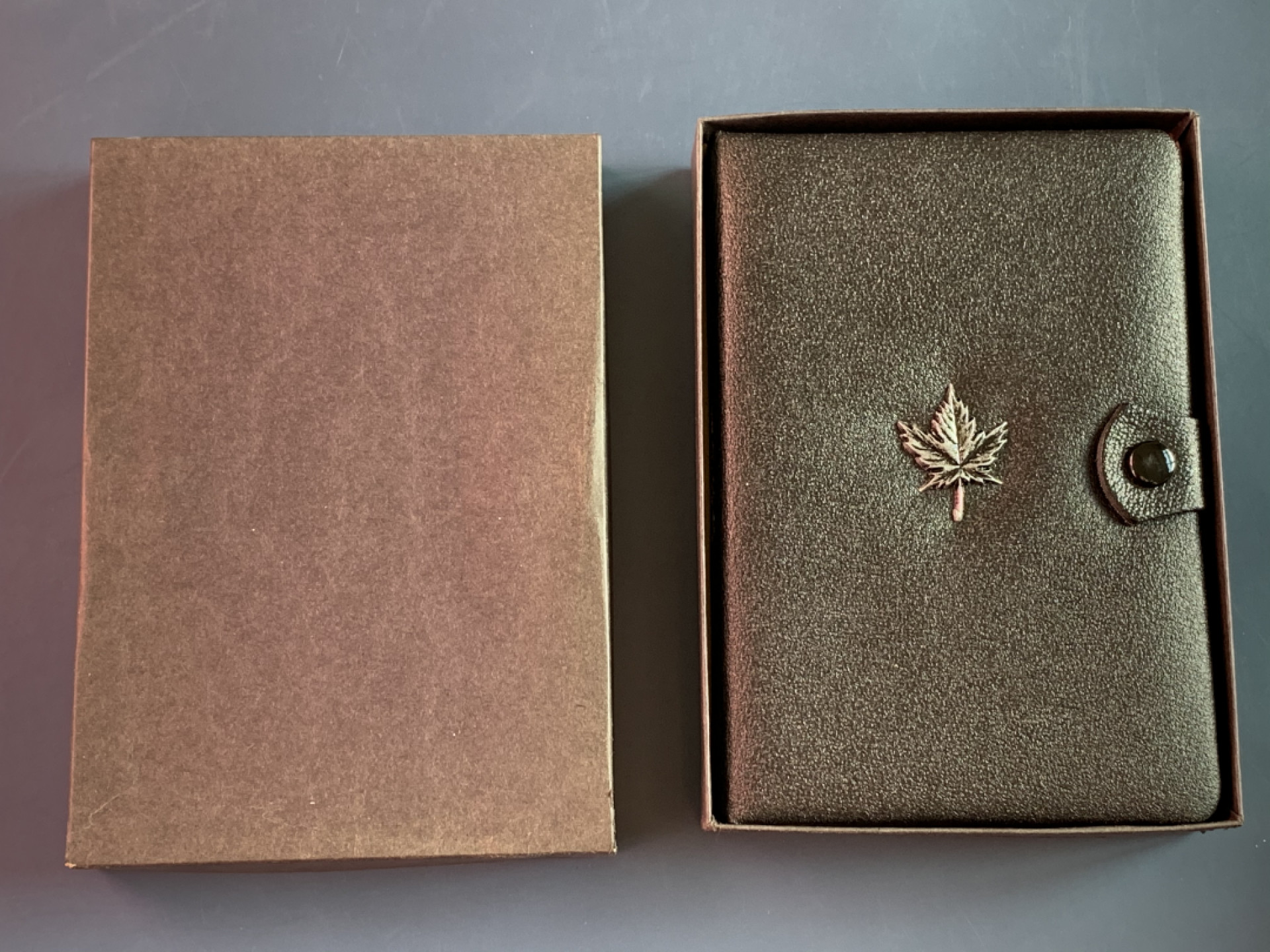 《竞宝斋》第28场-本周日，周一2场连拍（全场顺丰包邮） 原装证书 加拿大 1983年 大学运动会 7枚套精铸币 一元是银币