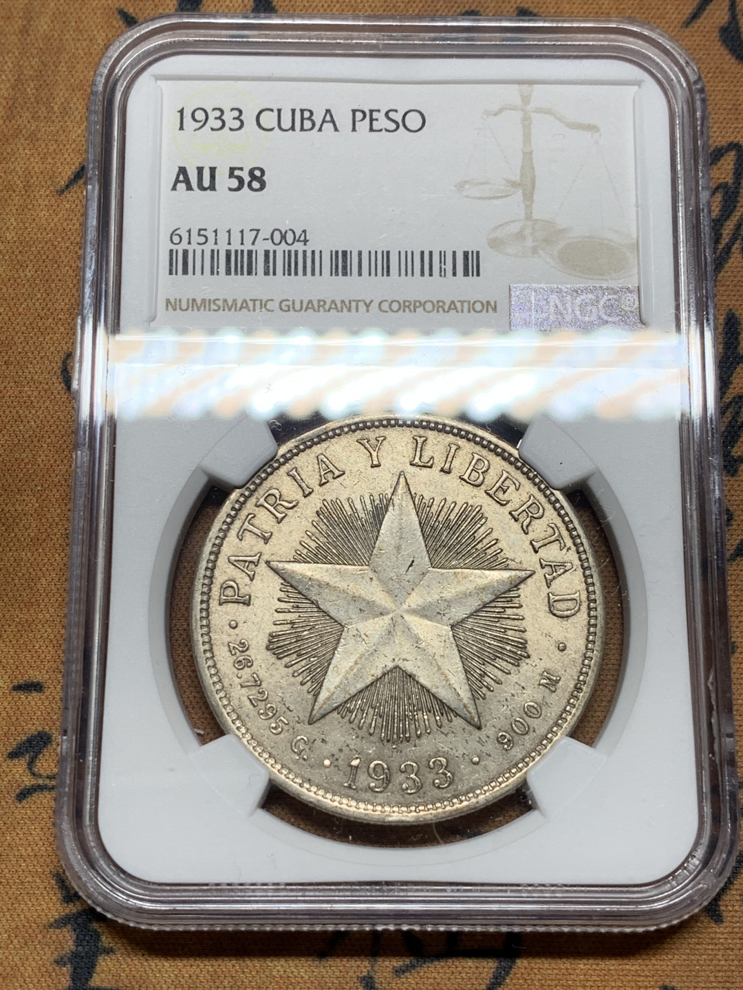 《竞宝斋》第28场-本周日，周一2场连拍（全场顺丰包邮） NGC AU58 古巴1933年 大五星 1比索银币 非常好的状态，大五星棱角分明 立体感强烈，热门品种