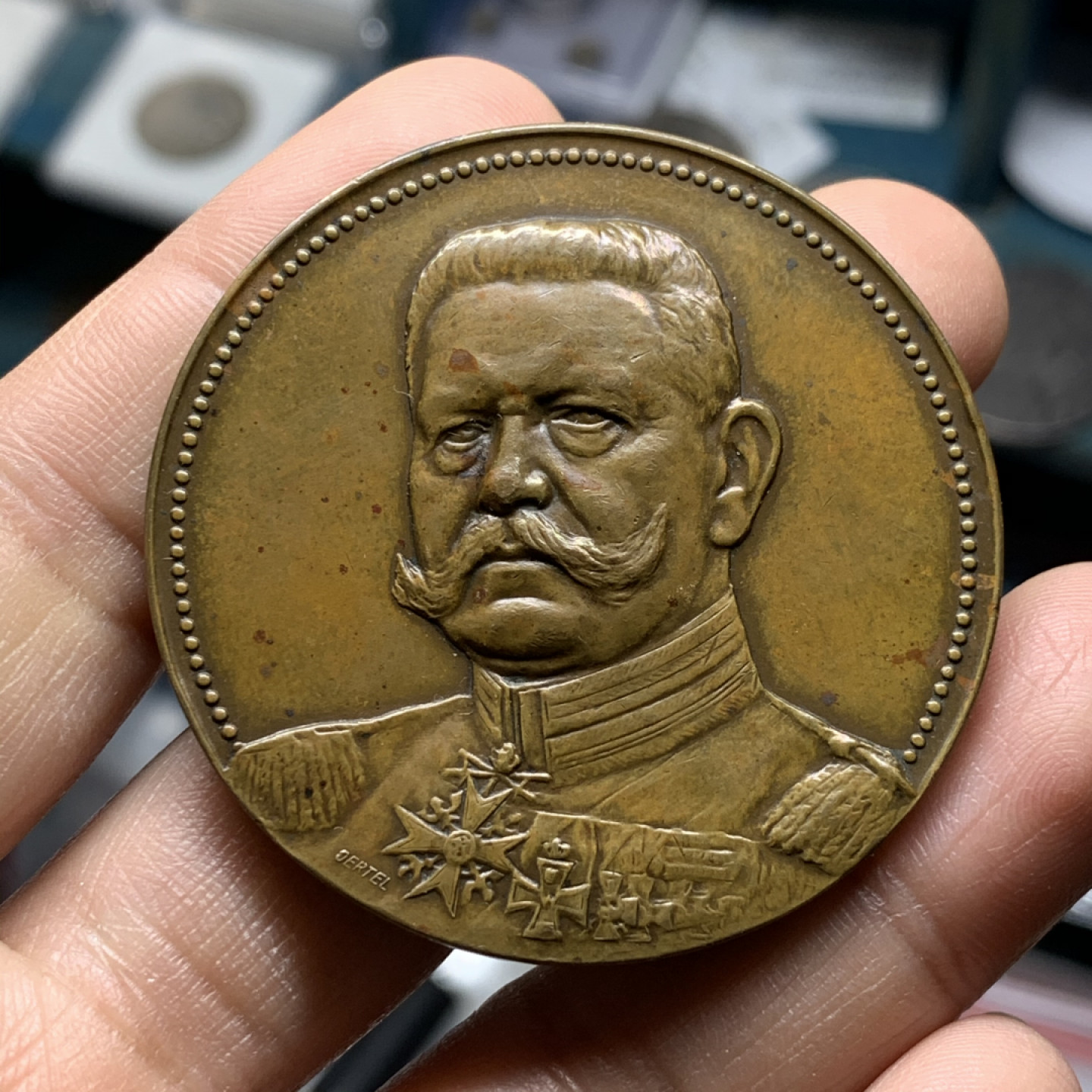 《竞宝斋》第28场-本周日，周一2场连拍（全场顺丰包邮） 裸章 德国1927年原铸，兴登堡纪念大铜章，直径50mm，重量51.8g