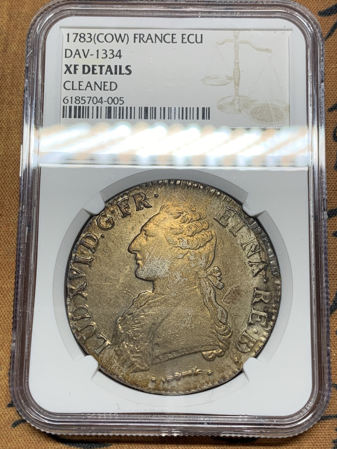 《竞宝斋》第28场-本周日，周一2场连拍（全场顺丰包邮） NGC 评级 法国 1783年 路易十六 埃居 大银币 正反细节清晰，少见减重痕，背面全深打，叶片清晰 难得状态