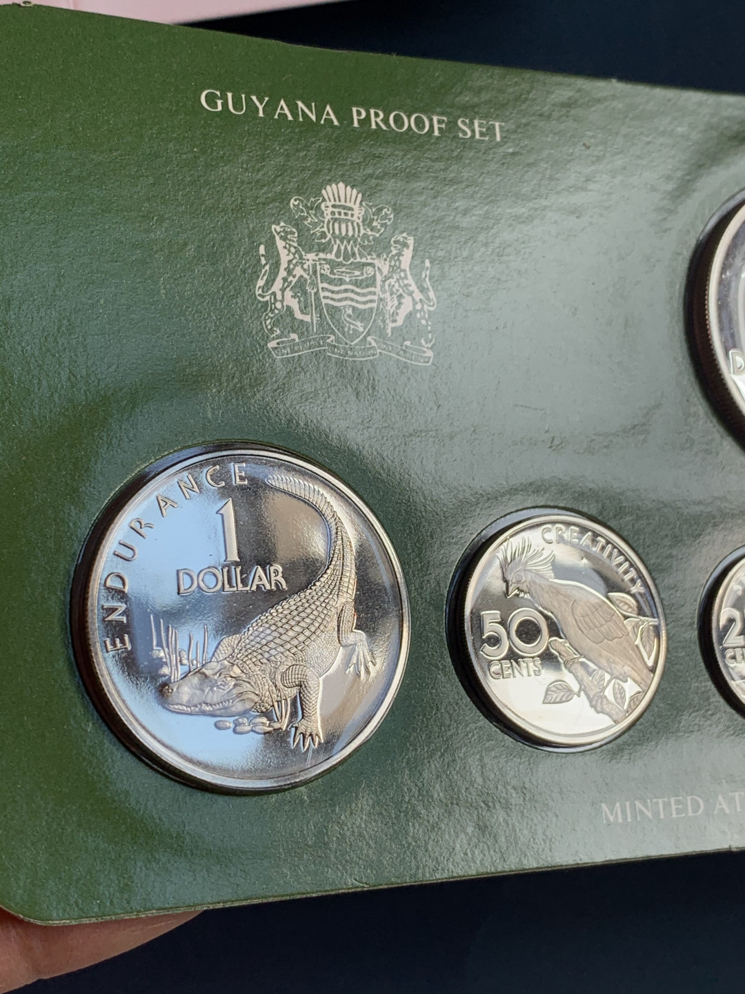 《竞宝斋》第28场-本周日，周一2场连拍（全场顺丰包邮） 原盒证书 圭亚那1976年 8枚套精制币 5元和10元都是银币 富兰克林造币厂