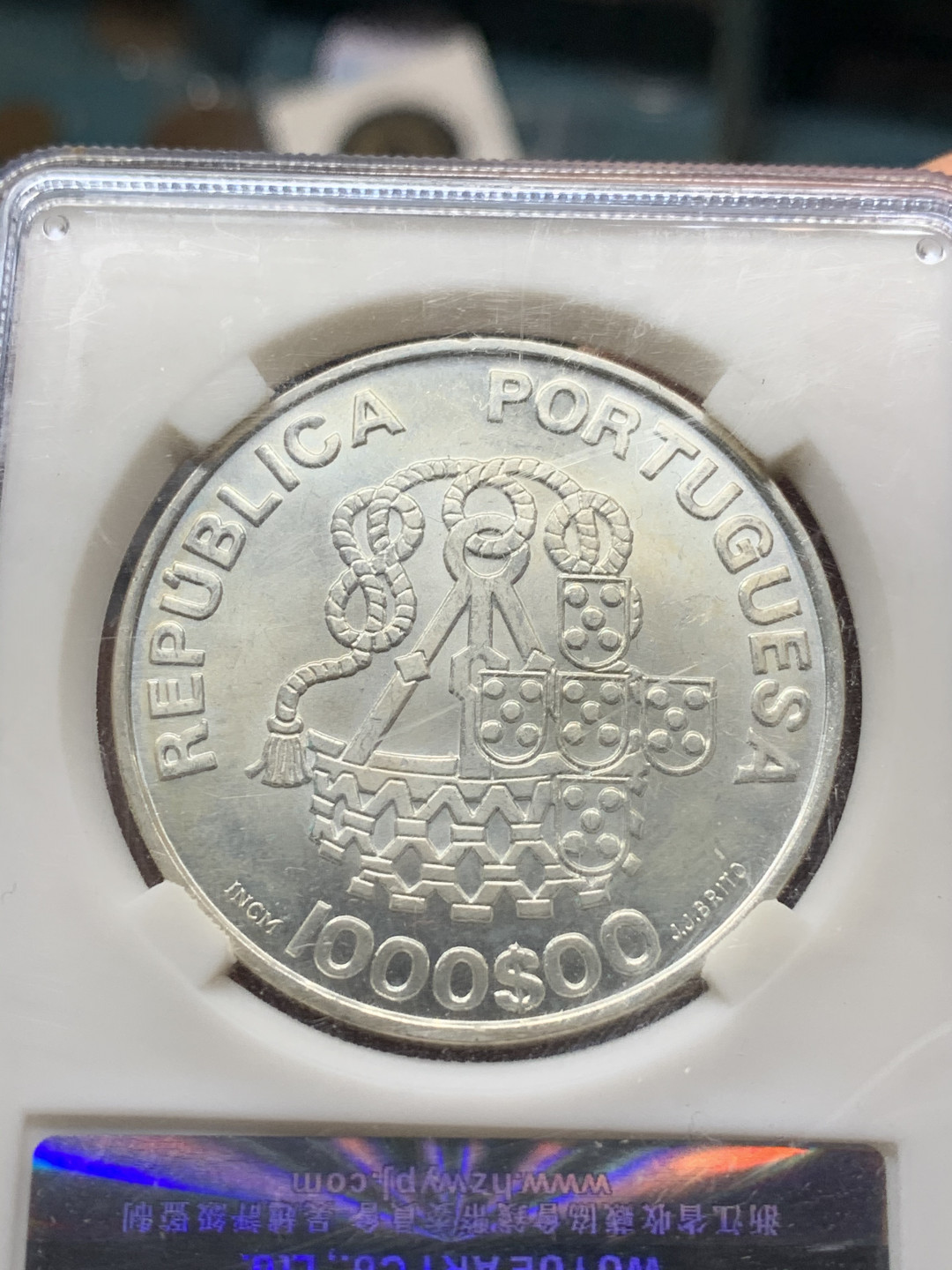 《竞宝斋》第28场-本周日，周一2场连拍（全场顺丰包邮） 吴越MS，葡萄牙1998年1000E纪念大银币 27克 500银